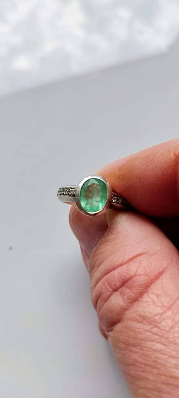 1.01 Ct. Colombian Emerald Ring 
